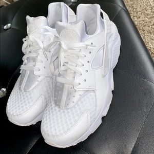 nike huarache white